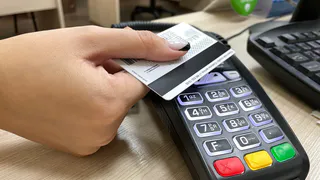 Во Владимирской области социальную работницу обвинили в хищении денег у пожилой подопечной