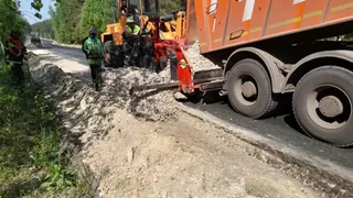 Во Владимирской области по нацпроекту приводят в порядок трассу до Добрятино