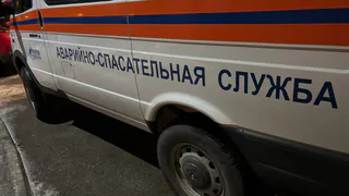Во Владимирской области спасатели разрезали болгаркой заклинившие на мужчине наручники