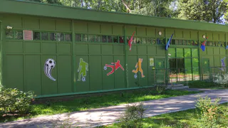 В Александрове на стадионе «Рекорд» около 40 любителей скандинавской ходьбы вышли на дистанции в память о героях Великой Отечественной войны