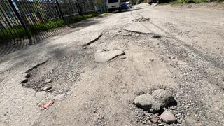 В Александровском округе прокуратура нашла ямы и отсутствие разметки сразу на 47 улицах