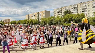 В Александровском округе День защиты детей отметили насыщенной программой: мастер-классы, концерты и интерактивные зоны