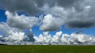 Прогноз погоды на 30 августа: во Владимирской области днем потеплеет до +22°C, но ночью ожидаются сильные дожди