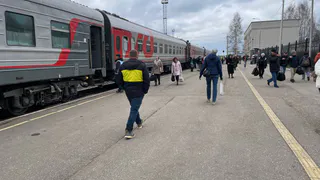 Меня разбудили в поезде посреди ночи и попросили срочно переселиться - причина меня ошарашила