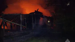 Во Владимирской области огонь уничтожил частный дом